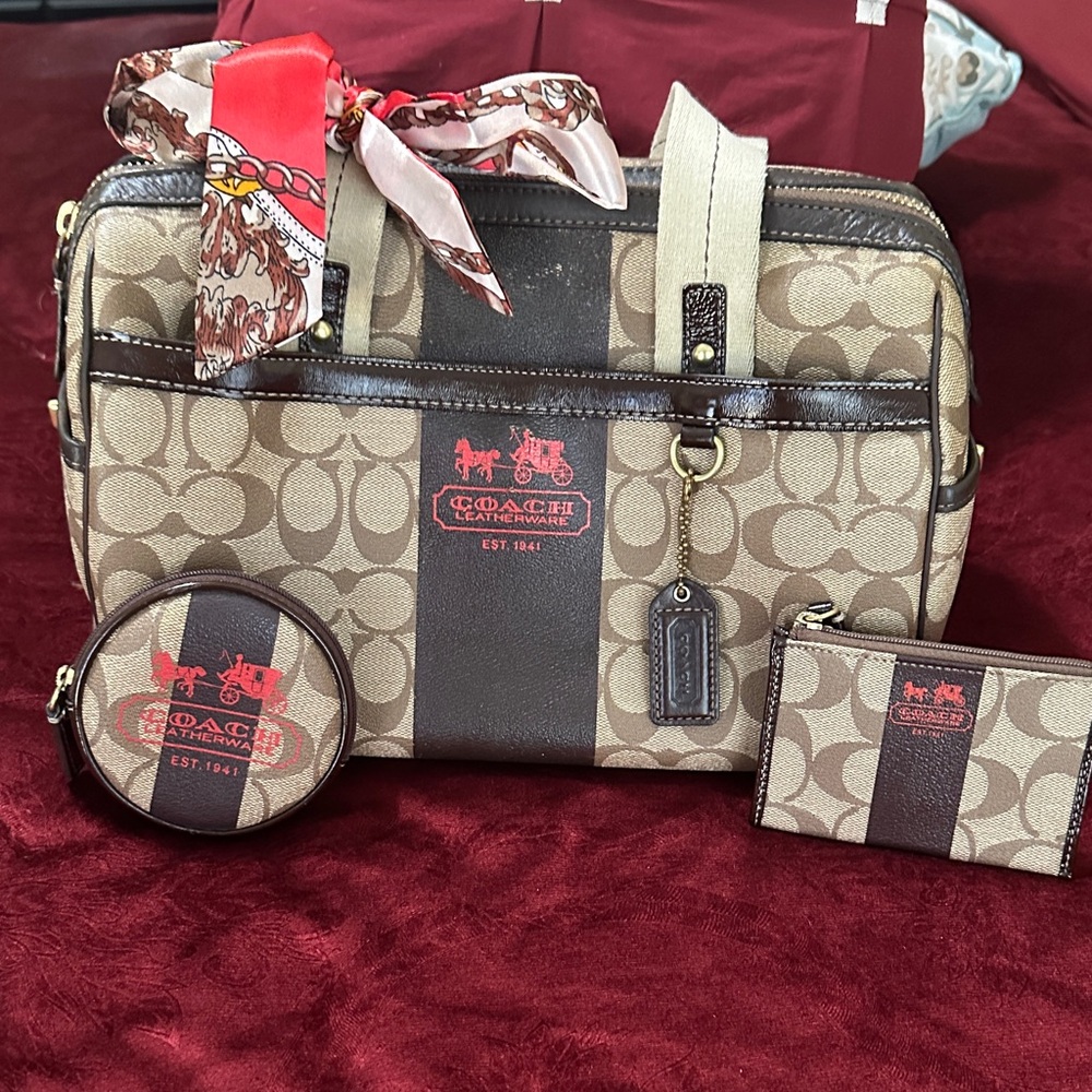 Coach Brown Signature Bag Set with Red Accents set